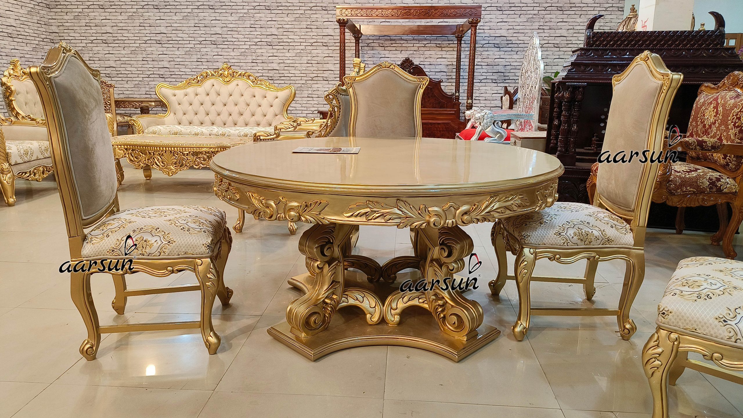Amazing Luxurious Round Dining Table at Factory Price view 3