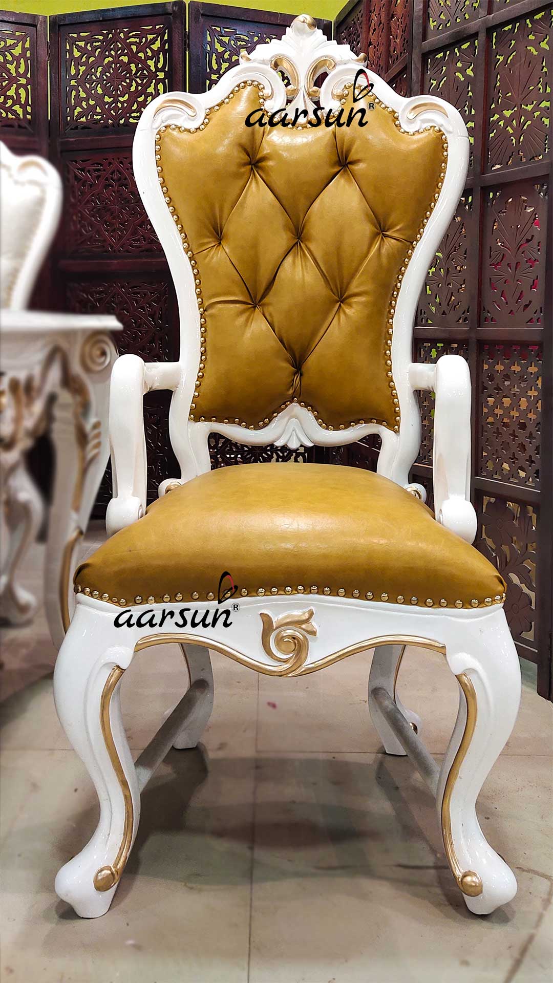 Royal Dining Set 6 Seater in White & Gold view 4