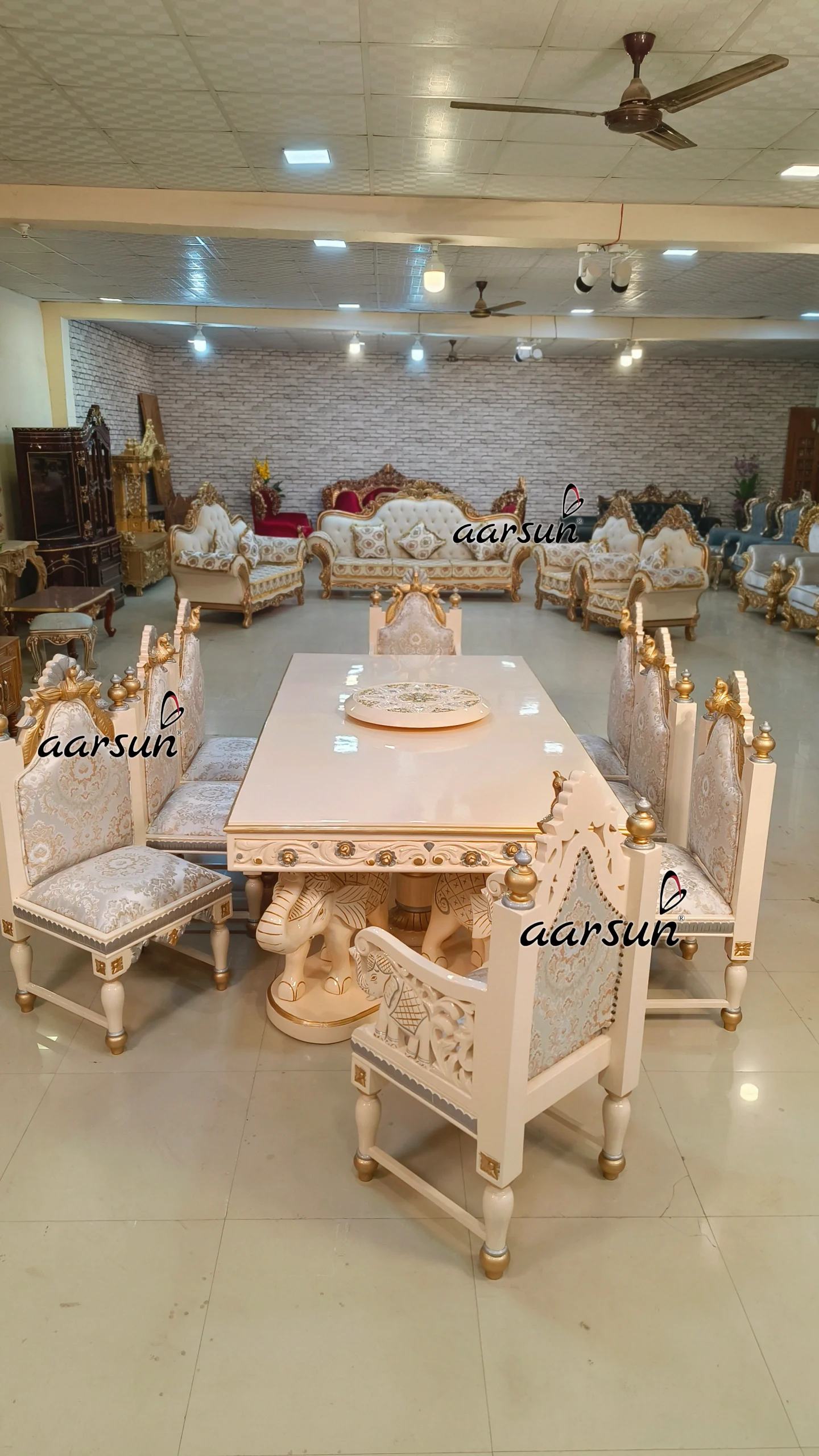 8 Seater Dining with Elephant Base